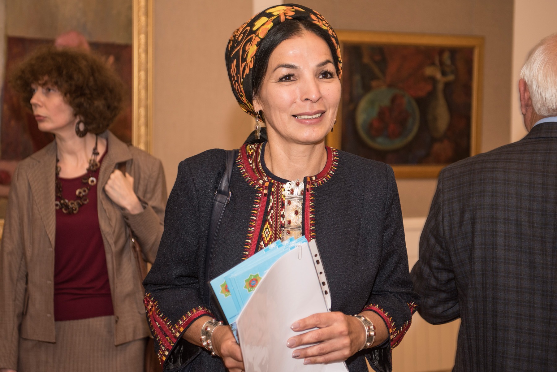 Выставка туркменских художников в Музее Рерихов